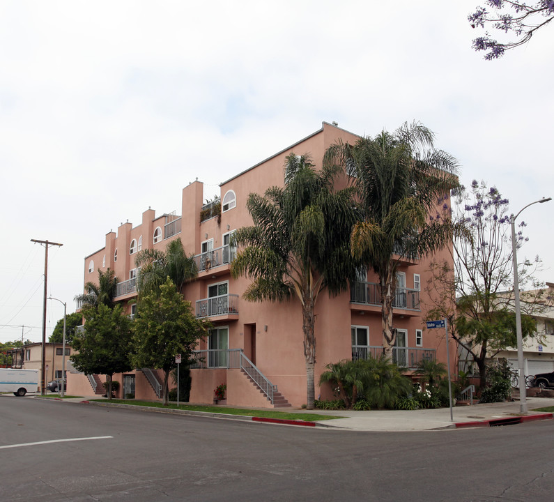 11601-11611 Idaho Ave in Los Angeles, CA - Building Photo