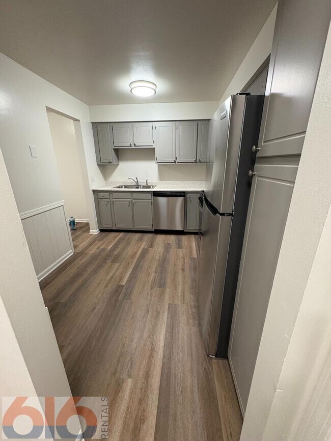 630 56th St SE in Grand Rapids, MI - Building Photo - Building Photo