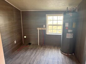 854 E Washington St in Frankfort, IN - Building Photo