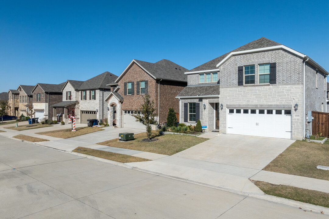 Ranch Park Village in Sachse, TX - Foto de edificio