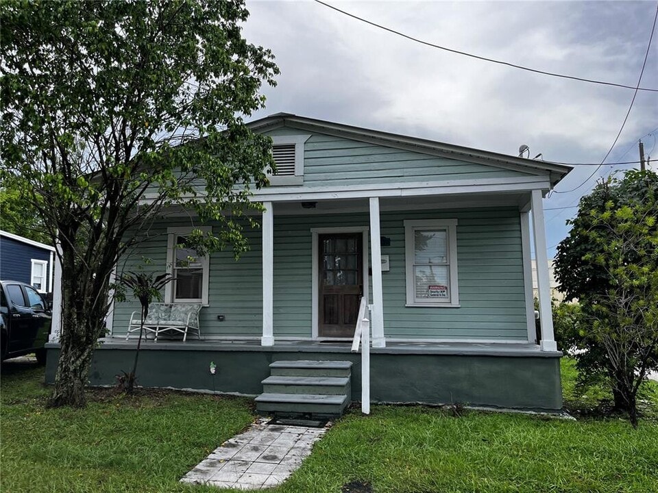 2320 E 12th Ave in Tampa, FL - Building Photo