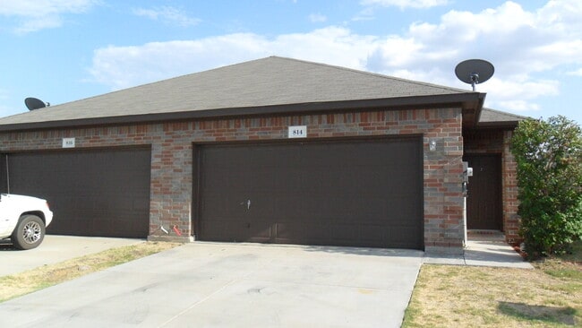 property at 814 Bur Oak Dr