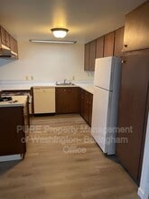 625 N Garden in Bellingham, WA - Foto de edificio - Building Photo