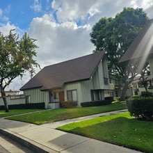 9502 Karmont Ave in South Gate, CA - Building Photo - Building Photo
