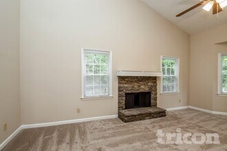 3000 Water Brook Dr SW in Conyers, GA - Building Photo - Building Photo