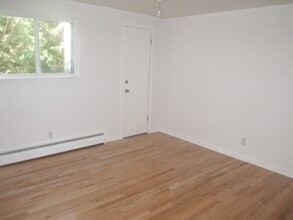 1207 Francis St, Unit 2 in Longmont, CO - Foto de edificio - Building Photo