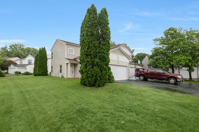 540 Wedgewood Cir in Lake In The Hills, IL - Building Photo - Building Photo