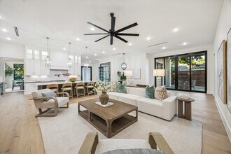 431 W 30th St in Houston, TX - Building Photo - Building Photo