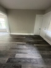 3525 E 133rd St in Cleveland, OH - Building Photo - Building Photo