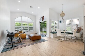 10808 NW 46th Dr in Coral Springs, FL - Foto de edificio - Building Photo