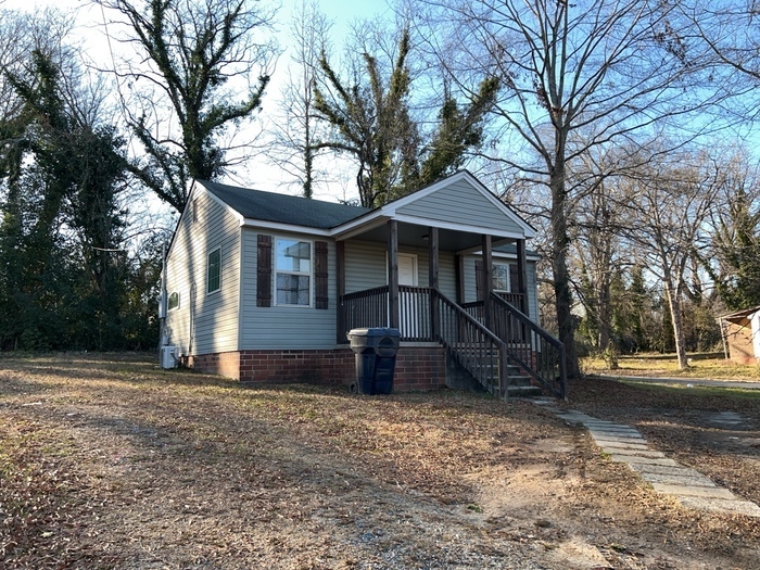 1413 Benjamin St in Anderson, SC - Building Photo