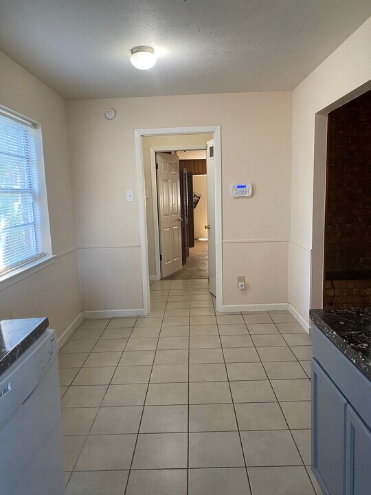 4306 Jenny Ln in Garland, TX - Building Photo
