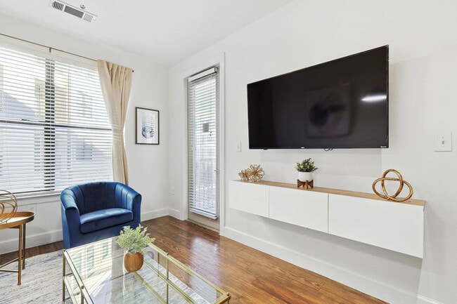 property at 5275 Town and Country Blvd