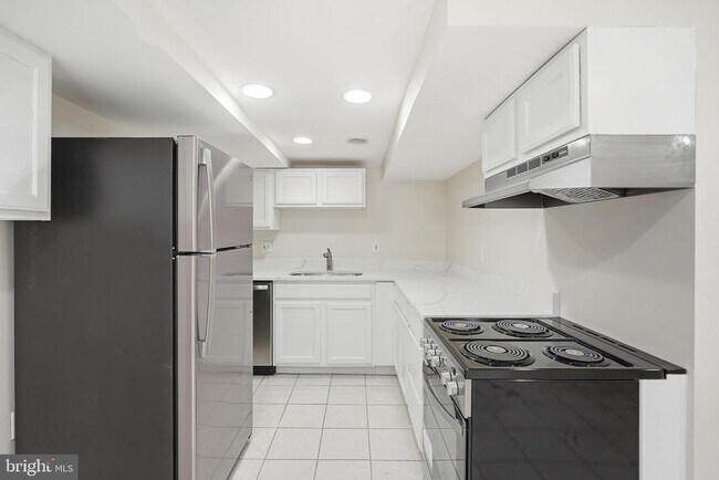 58 Quincy Pl NE in Washington, DC - Building Photo - Building Photo