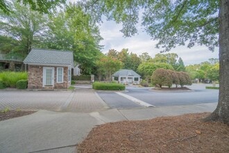 217 Edinburgh Ct in Alpharetta, GA - Building Photo - Building Photo