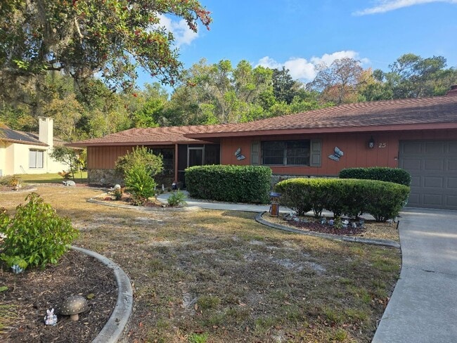 25 Holly Ct in Homosassa, FL - Building Photo - Building Photo