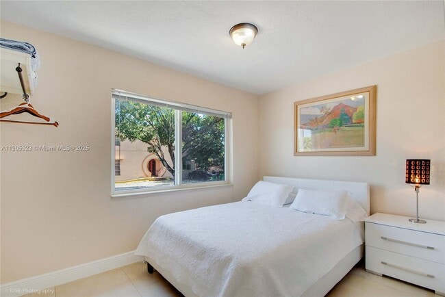 518 SW 7th Ave in Miami, FL - Building Photo - Building Photo