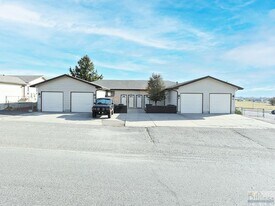 1609-1615 Glenhaven Dr in Billings, MT - Building Photo