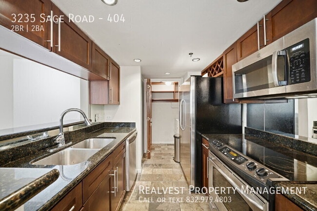 property at 3235 Sage Rd