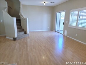 6544 Strolling Plains Ln in Henderson, NV - Building Photo - Building Photo