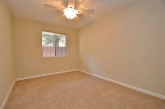 5055 Valley Crest Dr in Concord, CA - Building Photo - Building Photo