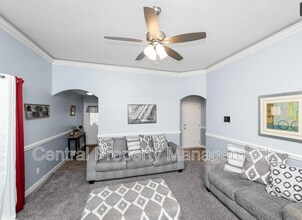 487 Timberwood Dr in Woodruff, SC - Building Photo - Building Photo