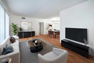 2325 Swift Blvd in Houston, TX - Building Photo - Building Photo