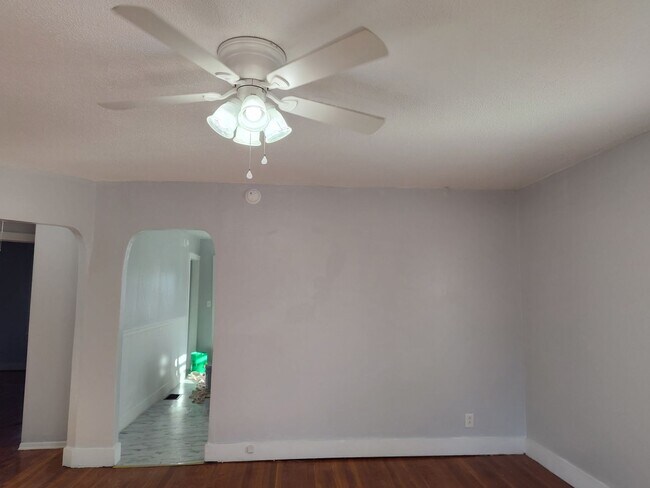 403 Lincoln Dr in Fredericktown, MO - Building Photo - Building Photo