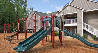 Ivy Hollow in Charlotte, NC - Foto de edificio - Building Photo