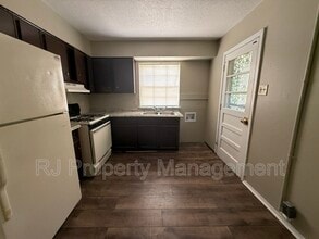 2968 Lark Rd in Memphis, TN - Building Photo - Building Photo
