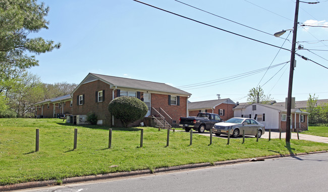 114 Winston St in Greensboro, NC - Building Photo - Building Photo