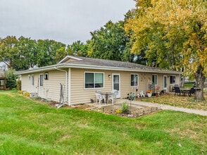 Scotchview Manor Elderly Apartments in Carlisle, IA - Building Photo - Building Photo