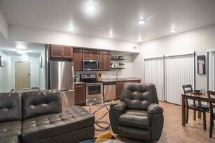 Residence at Discovery Square