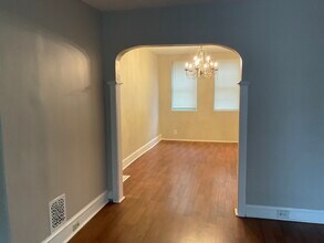 2511 S 61st St in Philadelphia, PA - Building Photo - Building Photo