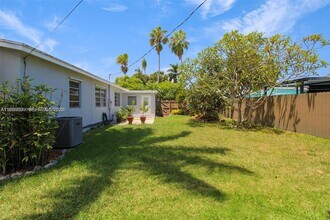 10250 Caribbean Blvd in Cutler Bay, FL - Building Photo - Building Photo