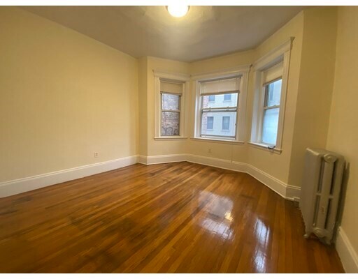 327 Huntington Ave-Unit -11 in Boston, MA - Building Photo