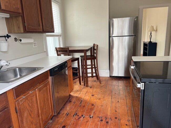 322 Merrimac St in Newburyport, MA - Foto de edificio - Building Photo