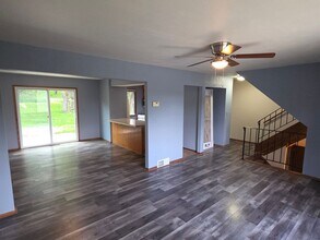 219 McDivitt Ln in Mukwonago, WI - Building Photo - Building Photo