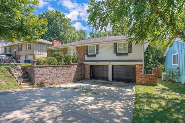 505 E 90th Terrace in Kansas City, MO - Building Photo - Building Photo