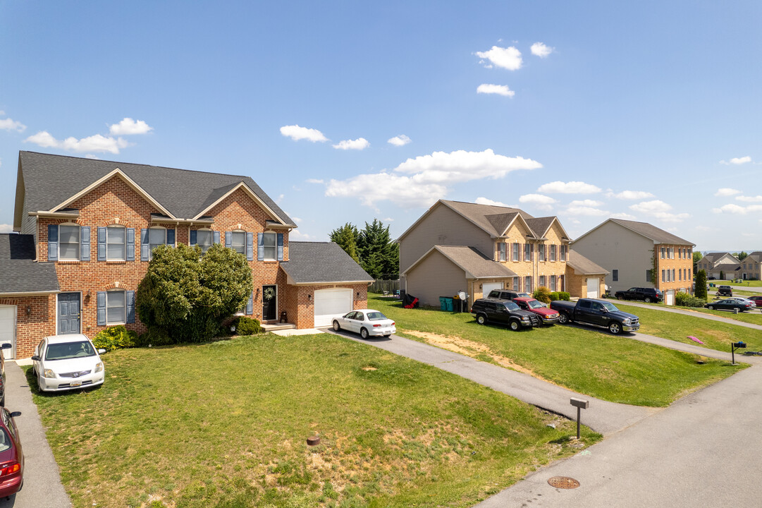 Walnut Point in Hagerstown, MD - Building Photo