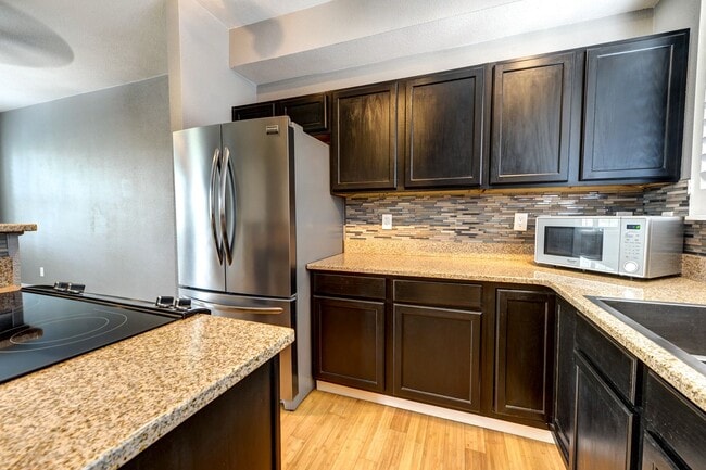 property at 3025 Umatilla St