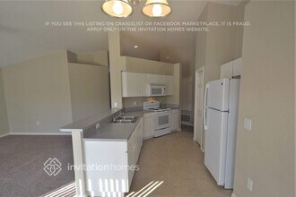 22828 Roderick Dr in Land O Lakes, FL - Foto de edificio - Building Photo