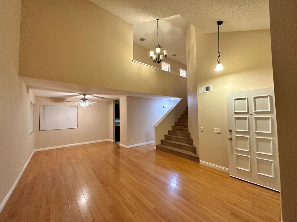 11858 Liverpool Ln in Moreno Valley, CA - Building Photo