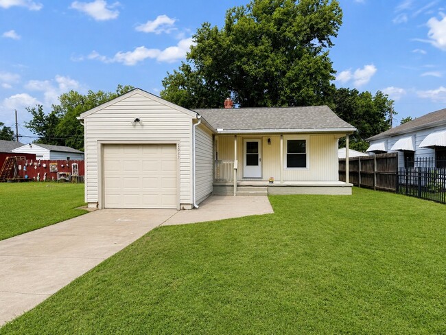 property at 2037 S Laura St