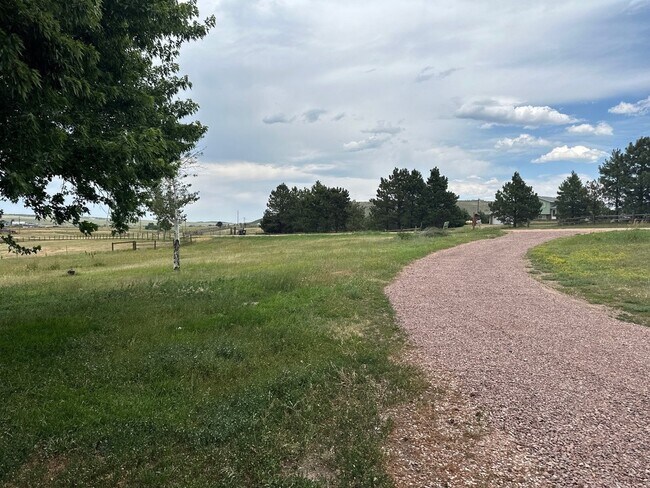 12721 S Mesa View Rd in Larkspur, CO - Building Photo - Building Photo
