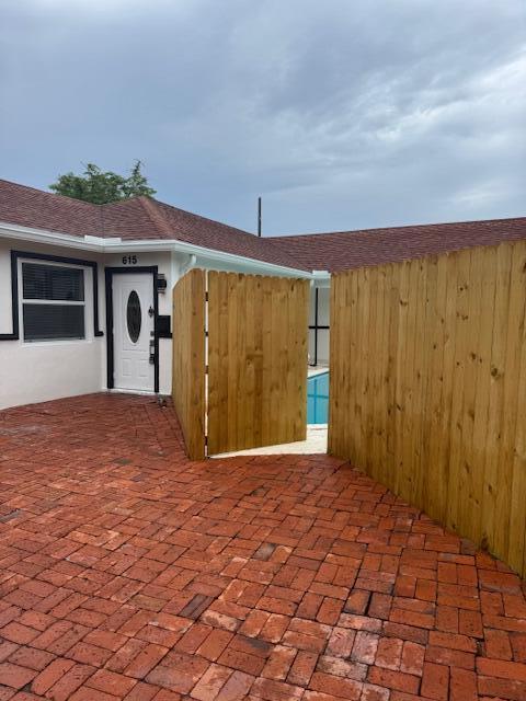615 NE 2nd Ave in Delray Beach, FL - Building Photo - Building Photo