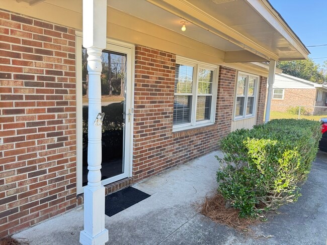 3410 Longwood Ln in Conway, SC - Building Photo - Building Photo