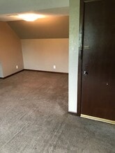 11533 Wood Oak Ave in Richmond, MO - Building Photo - Building Photo