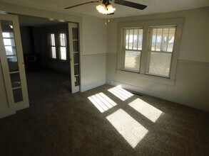 1139 Dearborn St in Augusta, KS - Building Photo - Building Photo