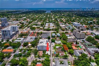 517 S 19th Ave in Hollywood, FL - Building Photo - Building Photo